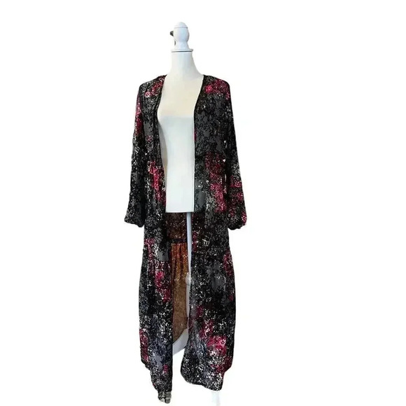 Rebellion kimono black floral ruffled size medium - Picture 1 of 10